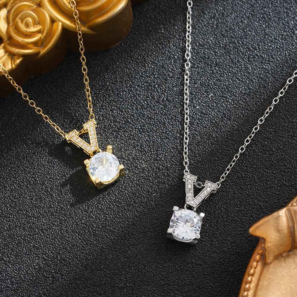 Women's Titanium Steel V Necklace with Cubic Zirconia Inlay - Light Luxury, Cold Style Fashion Jewelry