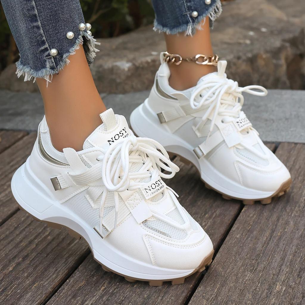 Fashion Women Sneakers New Breathable Mesh Platform Sneakers Women Casual Lace Up Outdoor Designer Shoes Comfortable Low Top Women Shoes