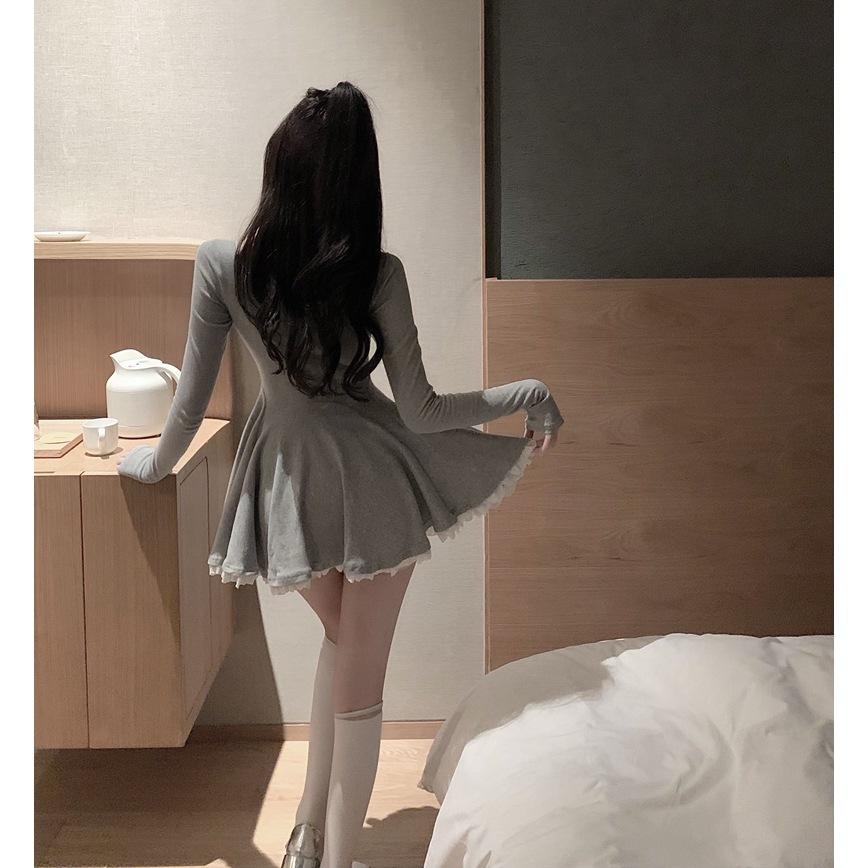 French gentle wind super beautiful waist slim dress niche age reduction beautiful unique fluffy short skirt winter