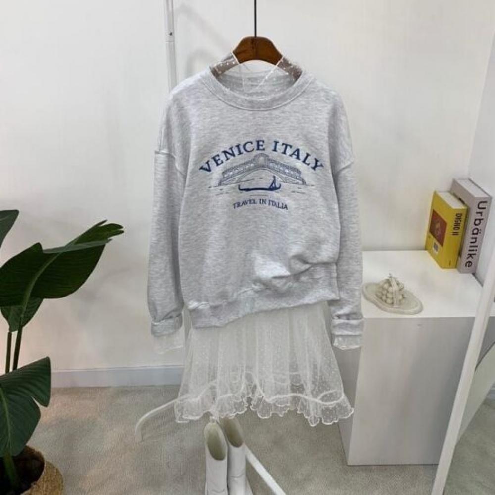 C S In The Room hamIn Embroidery letterIng Long Sleeve SweatShirt 3Color Nk hmmS