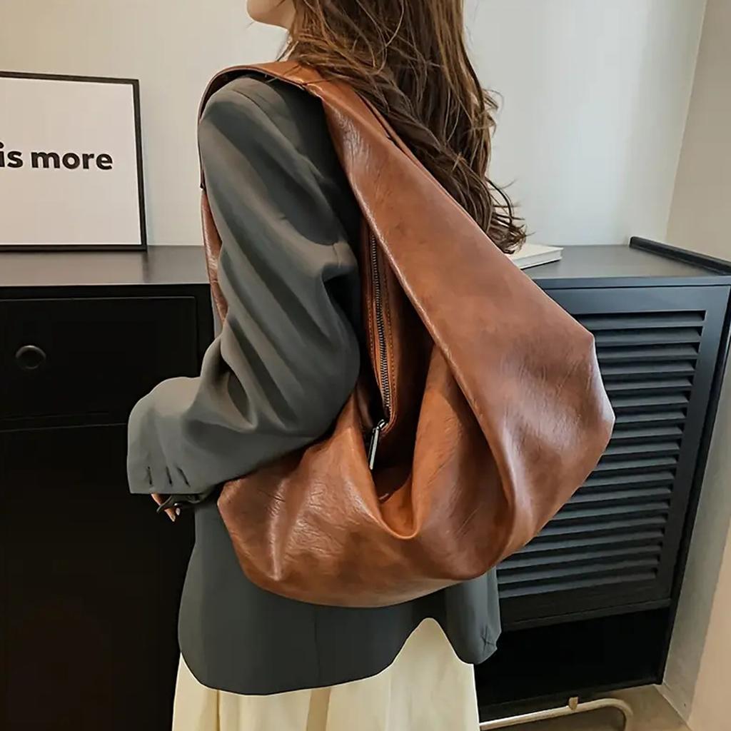 Large Capacity Underarm Shoulder Bag for Women's New Casual and Minimalist Dumpling Bag, Fashionable and Versatile Commuting Bag