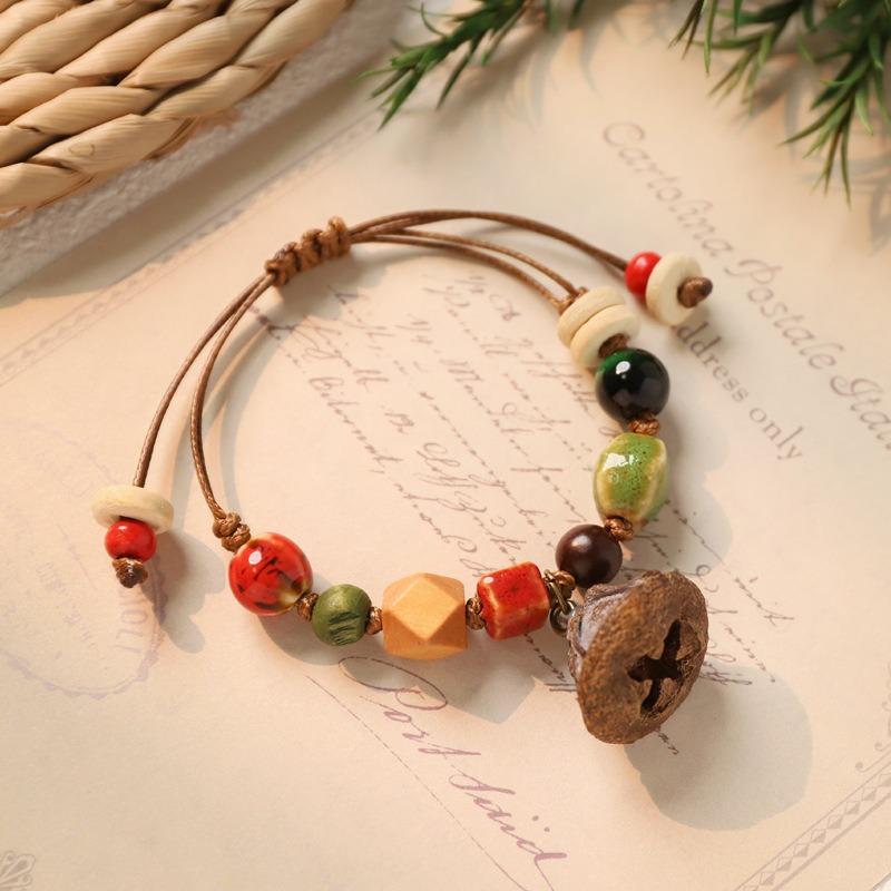 Retro Natural Plant Fruit Bracelet Hand Woven Acorn Hand Rope Women's Niche Literary Bracelet