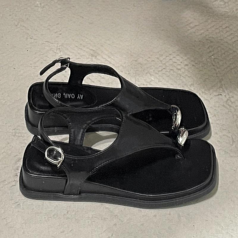 Fashion Summer New Fashion Style Flip Flops Shoes Roman Style Leisure Toe Covering Sandals Comfortable Soft Buckle Non-slip Women Sandal