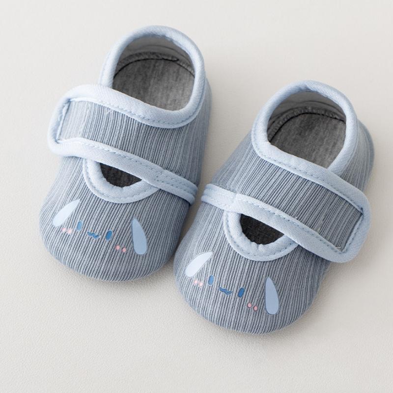 

Весна-лето Детские тапочки для мальчиков и девочек Милые детские мультяшные первые ходунки для малышей Мягкая подошва Нескользящая обувь для детей XS синий