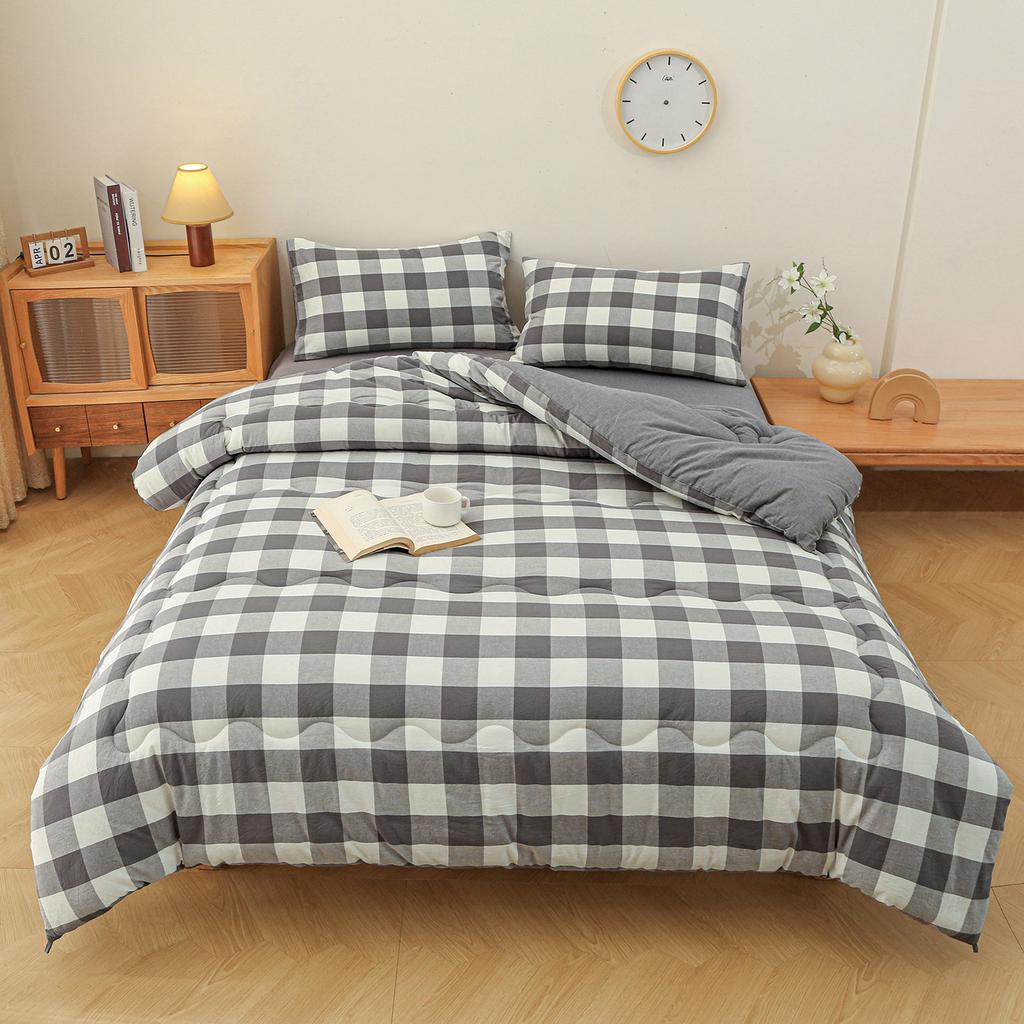 Cheap Thicken Polyester Quilts Beddings Stripes Warm Super Soft Comforter Core Bed Sheets Blankets for Winter