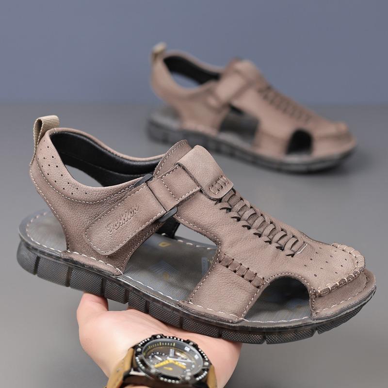 Fashion Summer Cowhide Hollow Thick Soled Outdoor Beach Man Sandals Designer New Soft Sole Fashion Men's Shoes Sandalias Hombre Verano