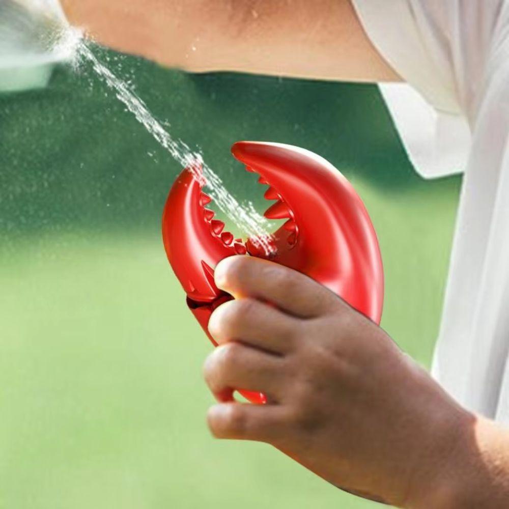 Handheld Water Soaker Toys Crab Claw Shape Water-Sprinkling Toy  Kids Beach Games
