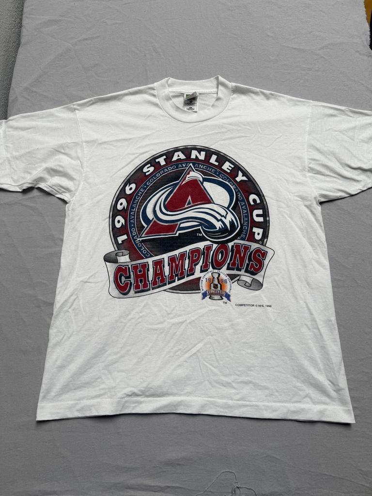 Vintage Colorado Avalanche Tshirt 1996 Stanley Cup Champs XL