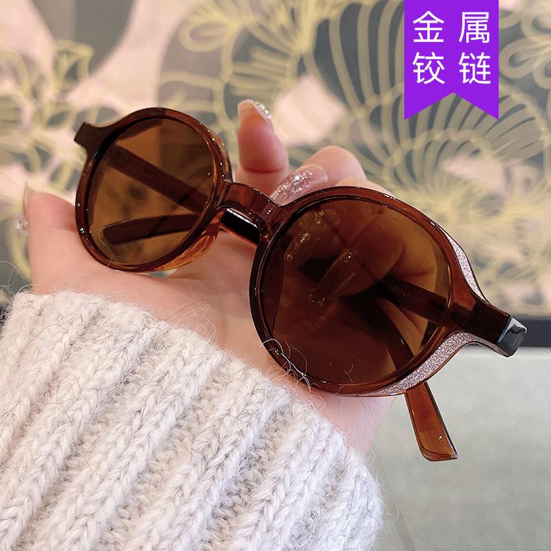 Fashion Trendy Women Sunglasses Round Shape Anti-reflective Sun Glasses Female Vintage Style Party Club Woman Sun Glass