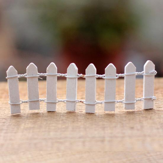2 Pcs Mini Wood Fence Micro Landscape Ornaments 4x1.2 Inch Miniature Fairy Garden Picket Fence Figurine for Dollhouse Home Garden Plant Pot DIY Crafts
