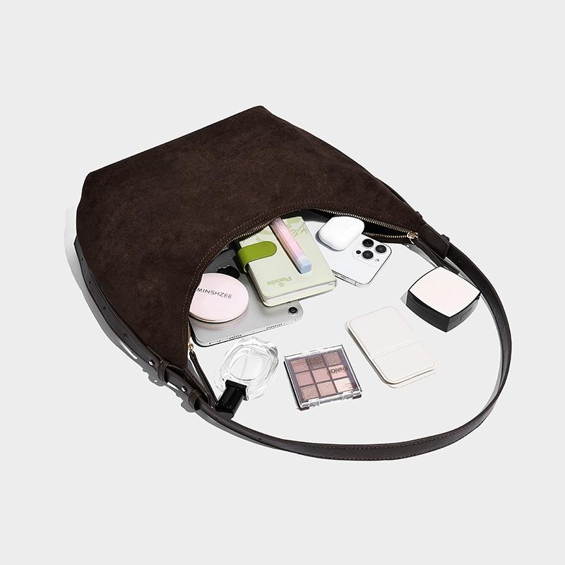 2025 Autumn Winter Retro Matte Underarm Bag High-End Trendy Shoulder Bag Fashion Women's Bag Commuter Large Capacity Bag