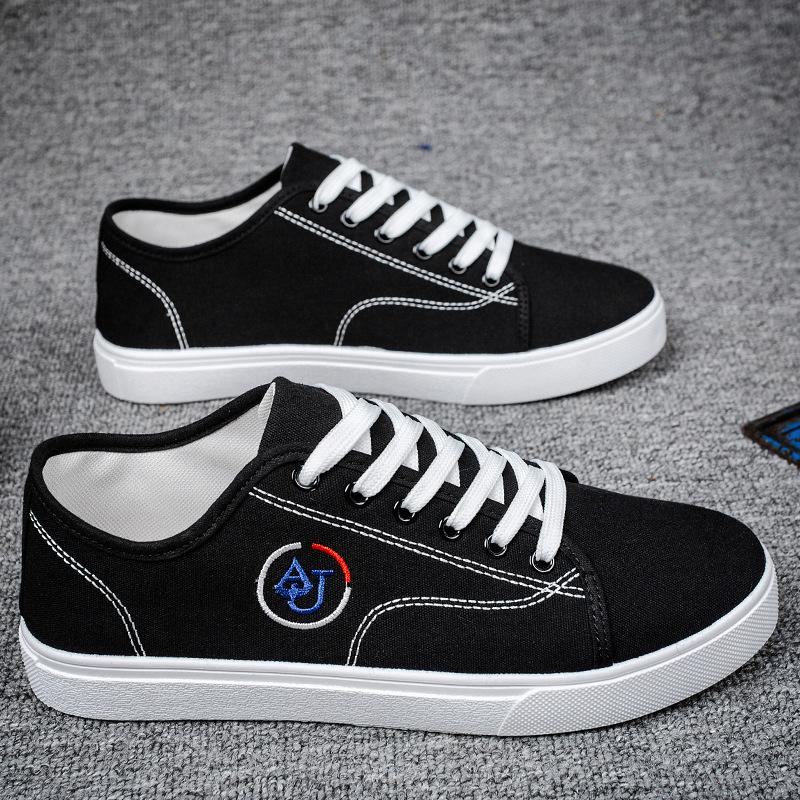 

2025 весна и лето новые туфли мужские корейские версии модные мужские повседневные туфли модные универсальные туфли для доски дышащие парусиновые туфли мужские 39