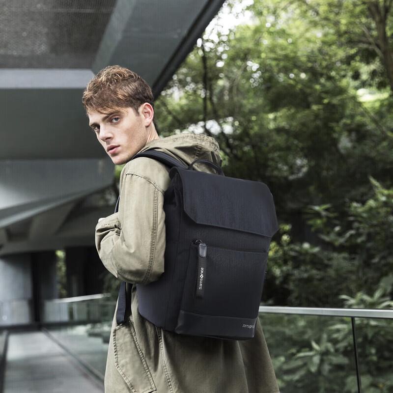 Samsonite Ultralight Water-Repellent Commuter Travel Backpack