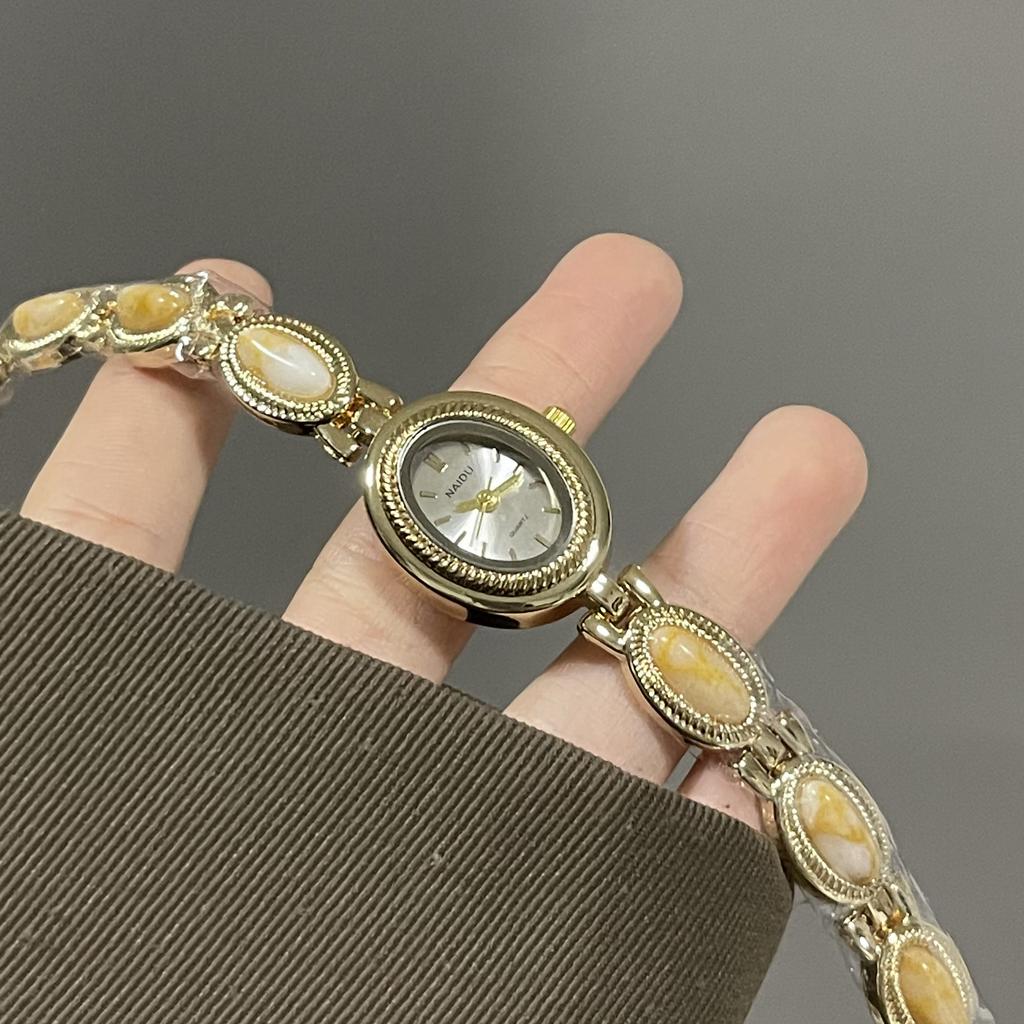 Oval Small Dial Watch Female Niche High-Value Retro Court Style Bracelet Quartz Watch
