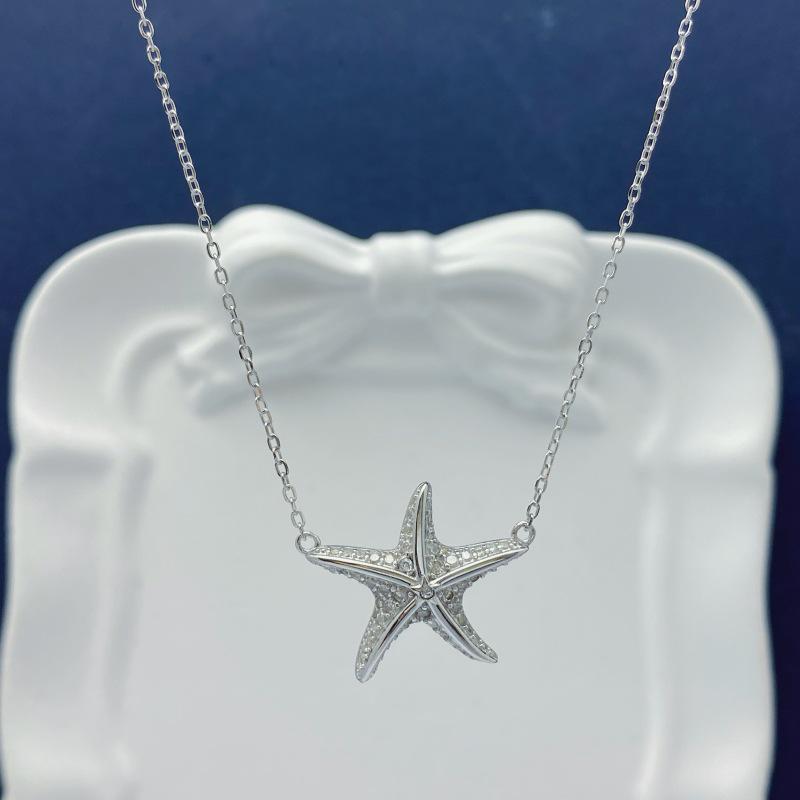 Women's Starfish Necklace: 925 Sterling Silver with Real Gold Electroplating, Exquisite Ocean Series Pendant, Fashionable & Elegant Design.