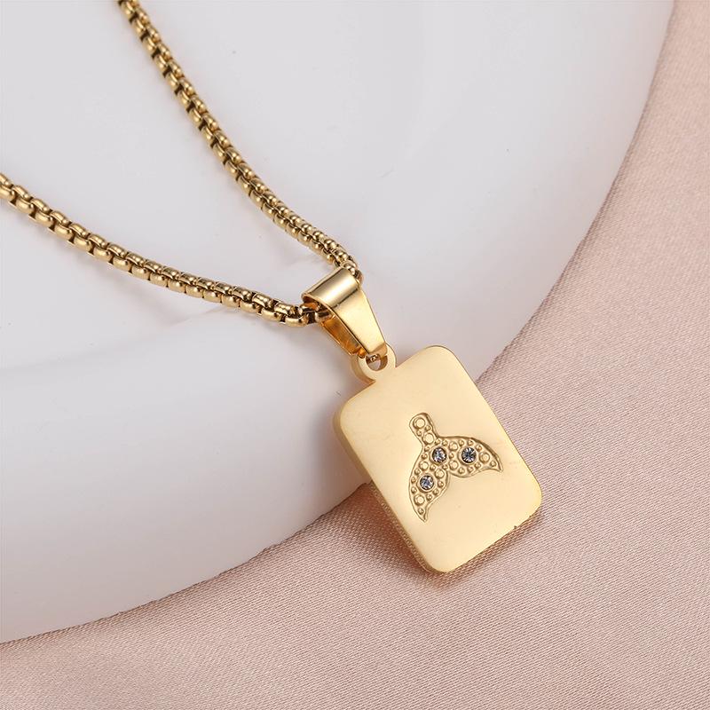 18K Gold Versatile Women's Stainless Steel Square Pendant Necklace - High-End Luxury Accessory