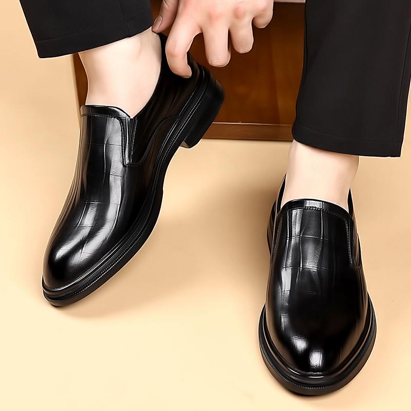 Fashion Men Soft Driving Moccasins Leather Men's Dress Shoe 2025 New Arrival Slip-on Loafers High Quality Flats Male Walking Footwear