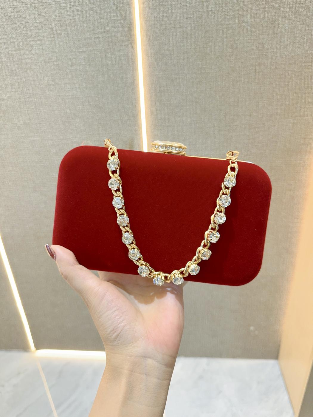 

Elegant Velvet Evening Bags Diamond Shoulder Crossbody Bags Party Wedding Clutch Ladies Chain Purse Handbags 13-5-19 cm червоний