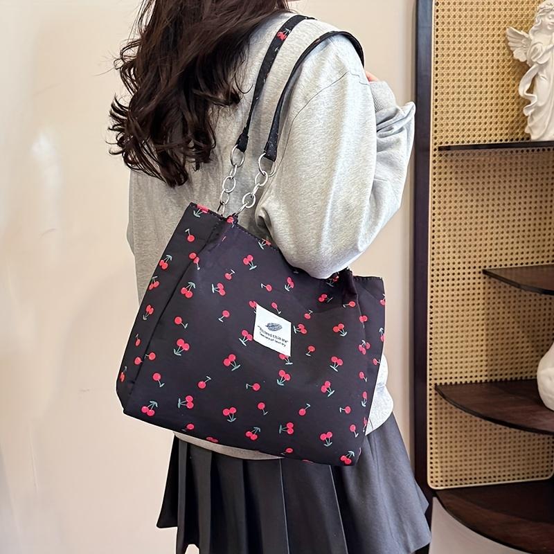 Large Capacity Single Shoulder Bag Nylon Messenger Bag, Flowers Quilted Pattern, with Fixed Shoulder Straps, Zipper Closure, Casual Style