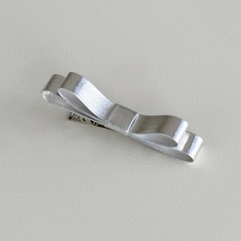 Geegee Glossy Leather Hair Pin - Silver