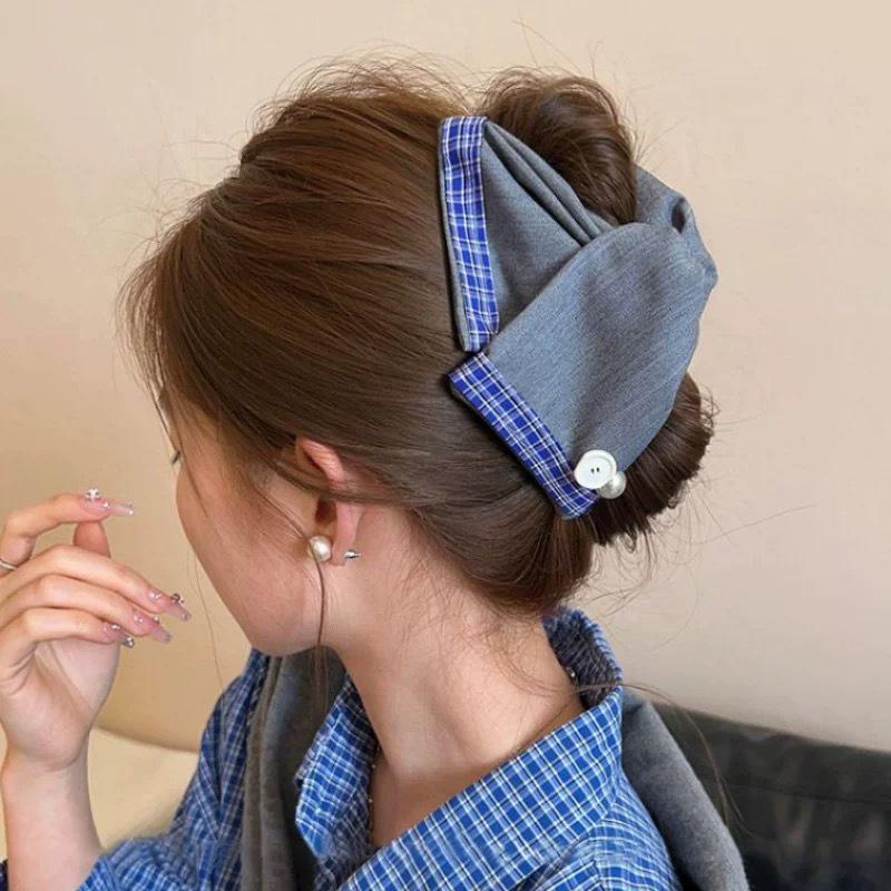Korean Style Polka Dot Bow Shark Hair Clip - Elegant & Versatile