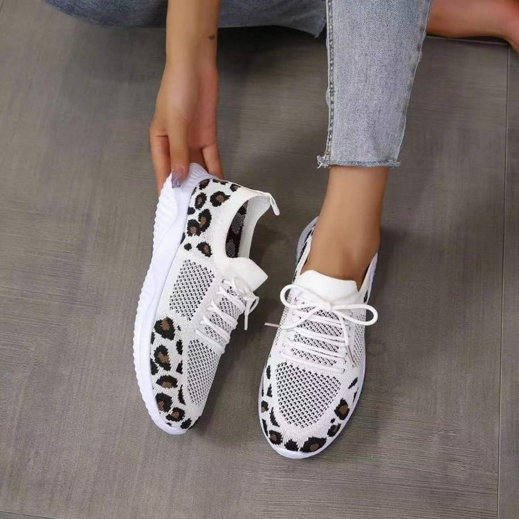 Large Size Casual Sports Shoes Autumn New Leopard Print Round Head Strap Flat Bottom Comfortable Mesh Shoes