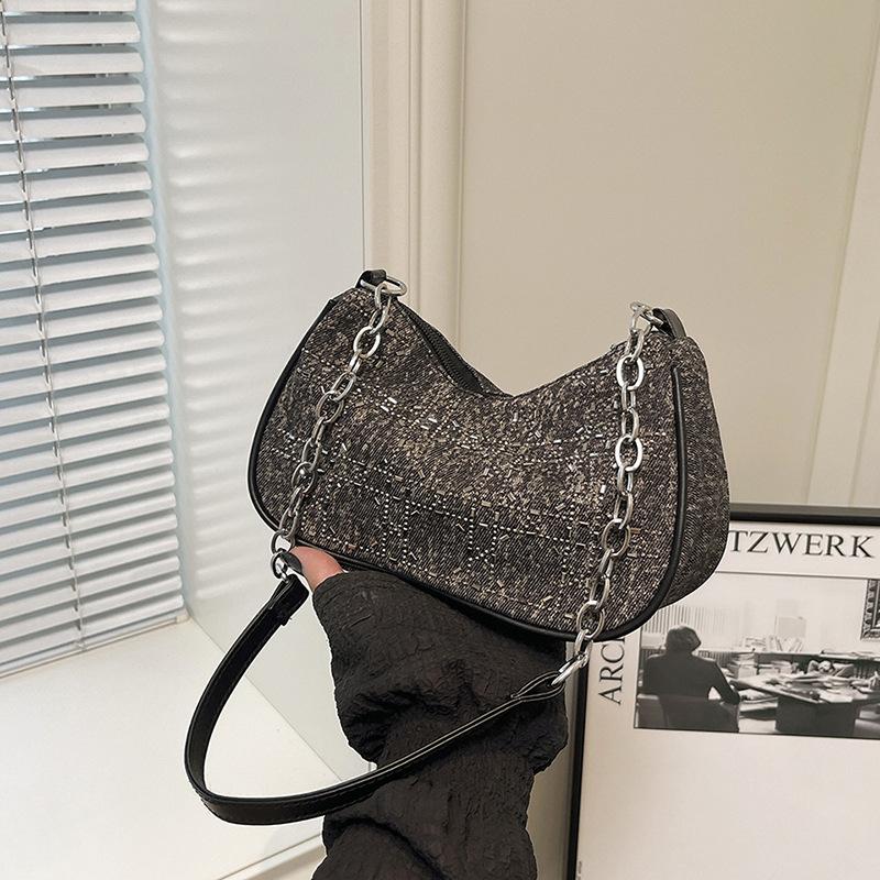 

Нишевая джинсовая сумка-пельмень женская 2025 новая высококлассная модная в иностранном стиле универсальная сумка через плечо чёрный