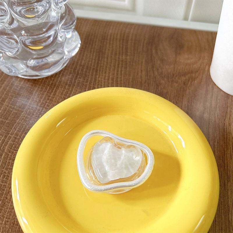 

Small Fresh Instagram Style Phone Airbag Holder Back Attached To Desktop Watching TV Shows Support Frame With Expandable Storage Big Heart