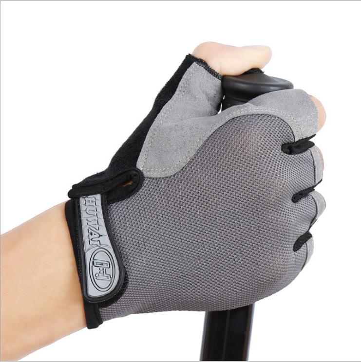 Unisex Half-Finger Fitness Gloves: Breathable, Sun-Proof, Non-Slip, Wear-Resistant, Ideal for Driving, Sports, Yoga, Skipping, Cycling.