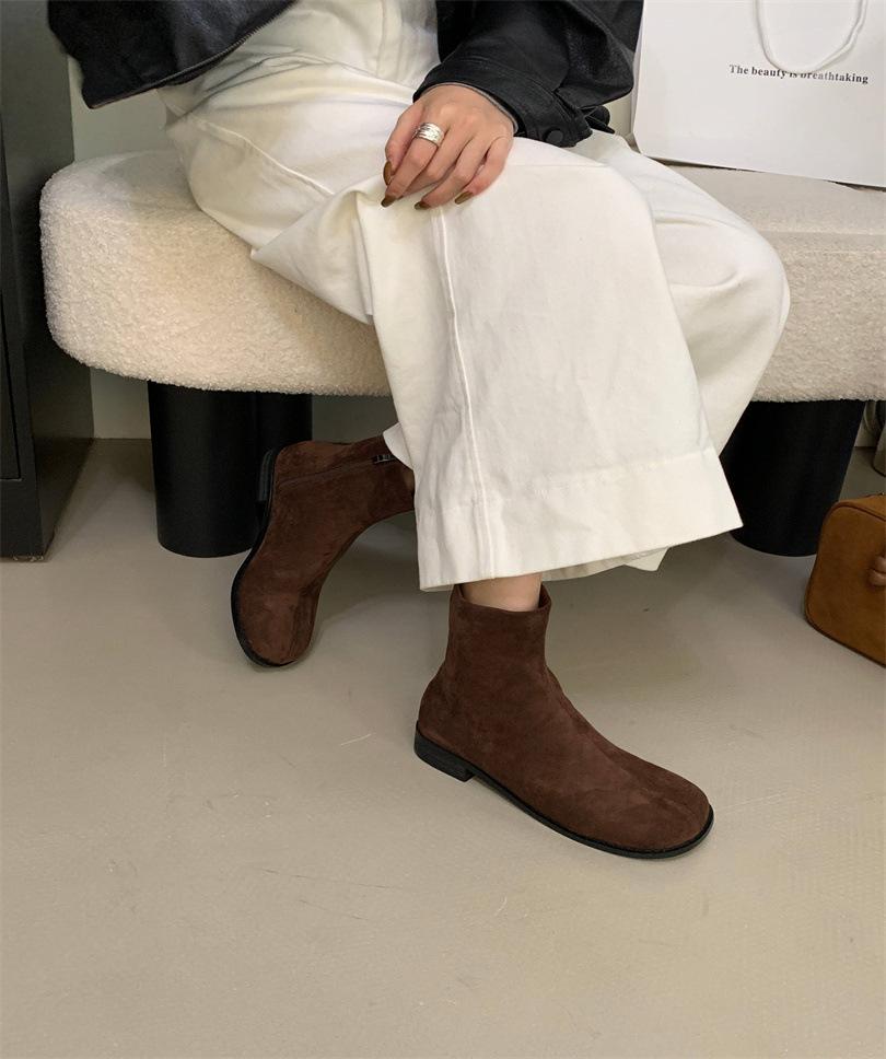 

Трендовые брендовые ретро ботинки Мартин на плоской подошве женская обувь 2025 новая осень и зима Boken и ботильоны Boken маленькие короткие ботинки 39 темно-коричневого
