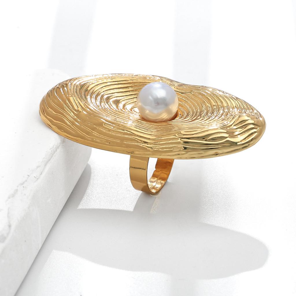 European and American ins wind zinc alloy texture pleated fashion bracelet niche design spring women's bracelet