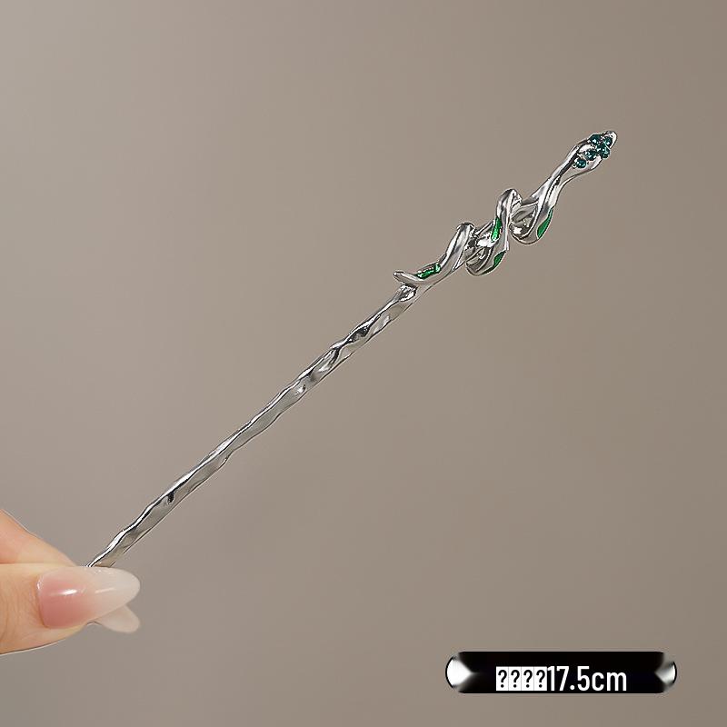 Vintage Chinese Style Hairpin for Updos - Elegant Retro Hair Stick with Tassel for Qipao