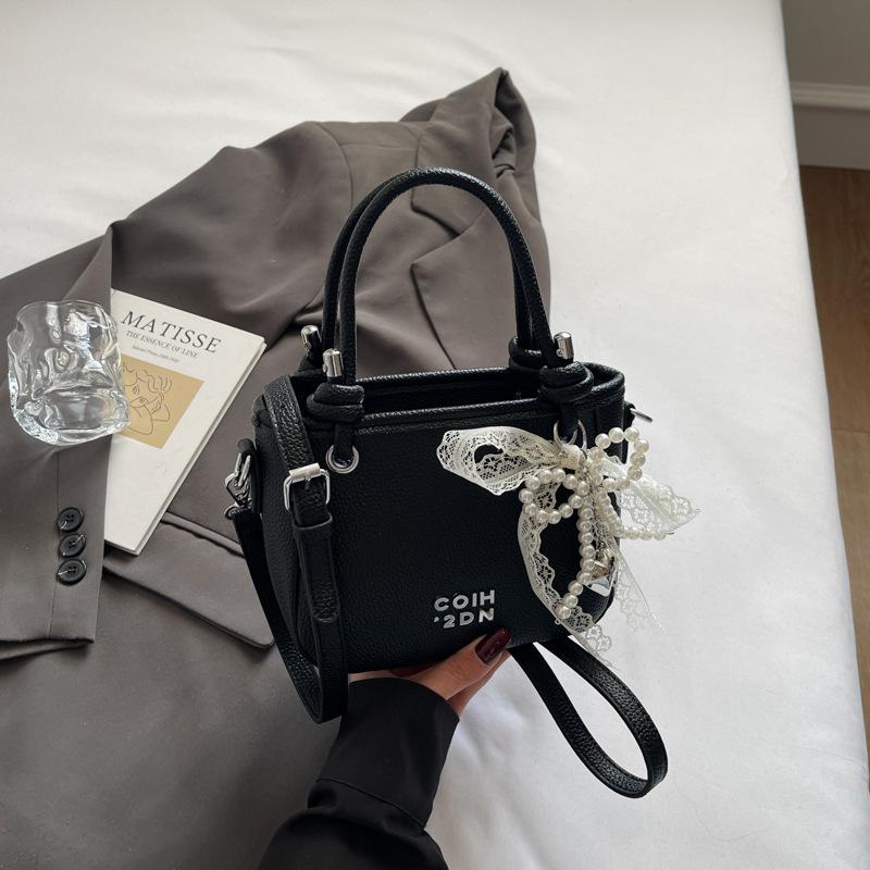 New Foreign Trade Dopamine Fresh and Fashionable Portable Bucket Bag Light Luxury Shoulder Messenger Bag Female Versatile