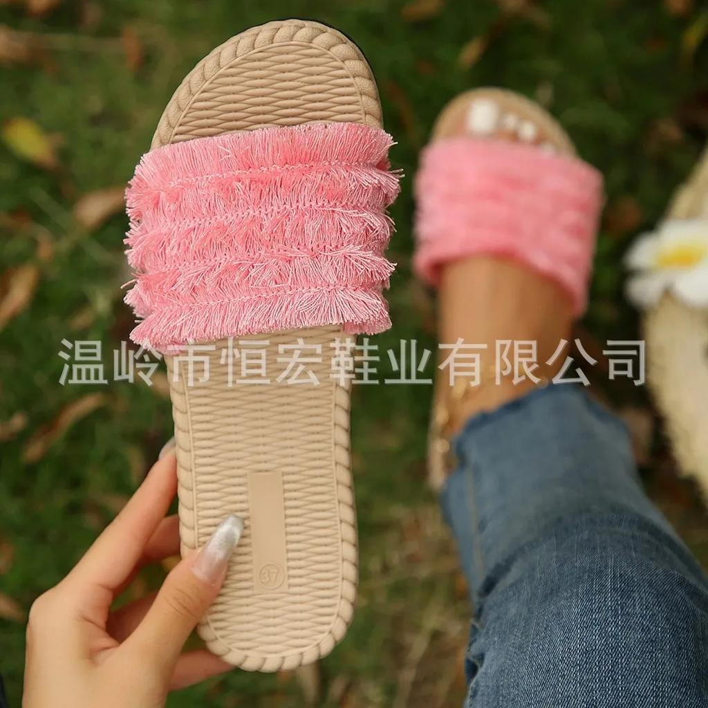 Summer Women Shoes New Bohemian Slippers for Women In Summer Comfortable Beach Sandals with Tassel Open Toe Flat Bottom Sandals