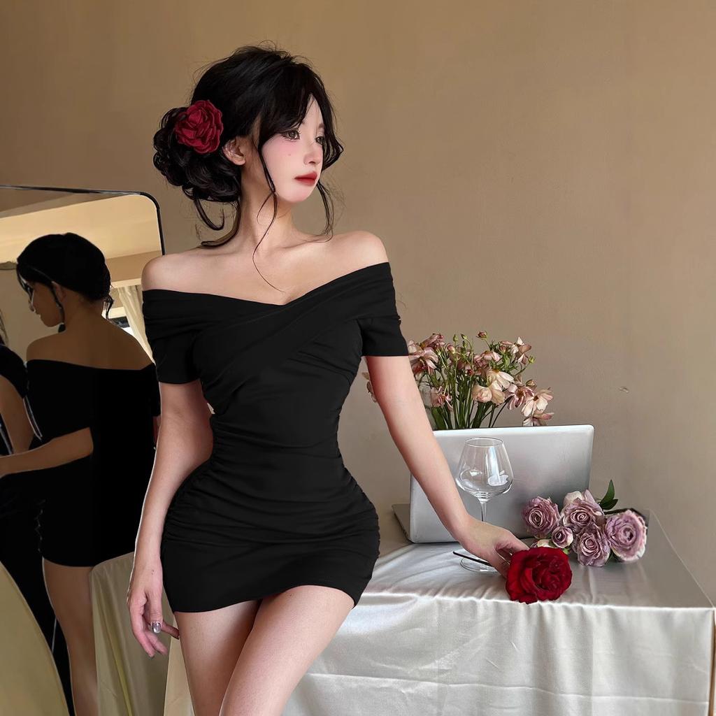 Nightclub Vneck sexy oneword shoulder shortsleeved dress tight body pure desire backless club foot massage hip wrap skirt