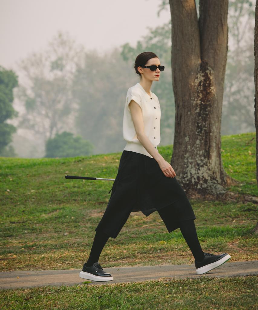 OBER GOLF Knit Wrap Layered Half Pants (Black)