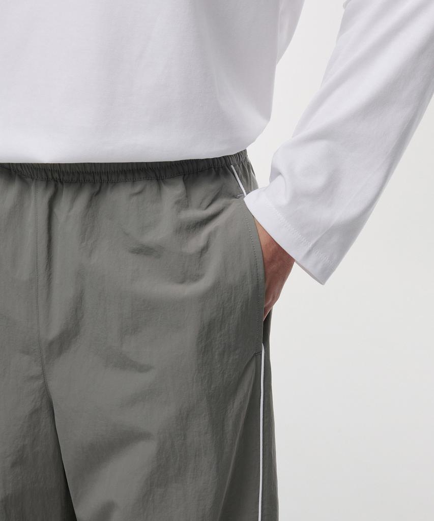 MUSINSA STANDARD Piping Line Wide Track Pants [Gray]