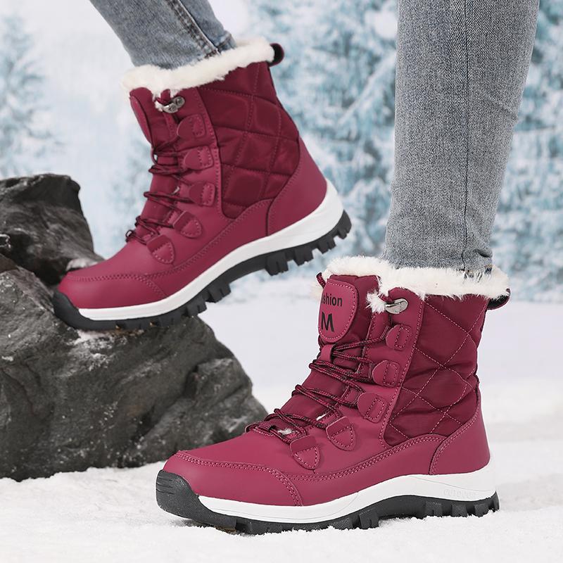 Winter Warm Snow Boots Women's Red Design Fashionable Non Slip Sole Cold Weather Shoes Fashionable Short Boots Quick Delivery