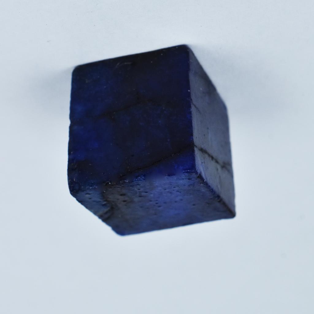 Blue Sapphire 90.60 Carat Natural Uncut Raw Rough CERTIFIED Loose Gemstone AR-3028-S