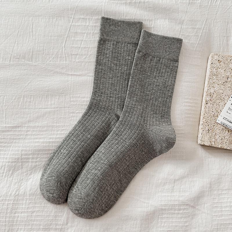 Women's Combed Cotton Mid-Calf Socks: Versatile Boneless Scrunch Style for Autumn/Winter