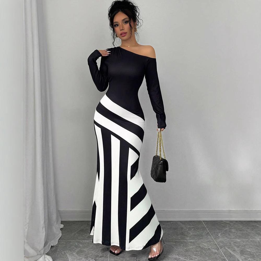 AC719 Damen Schwarz & Weiß Digitaldruck Gestreiftes T-Shirt Kleid mit Neunarm, Europäischer & Amerikanischer Stil