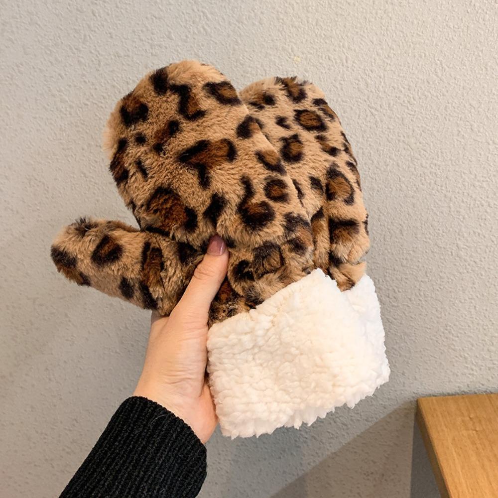 Halter Design Plush Gloves Cow Printed Christmas Mittens Autumn Gloves  Outdoor Activities