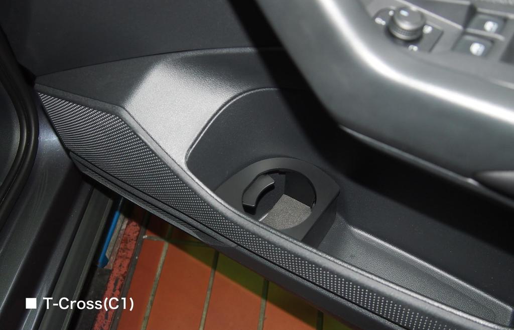 COX Drink Holder for Volkswagen Golf 8 Golf 8 Variant and VW (1.0eTSI, 1.5eTSI), (1.0eTSI, 1.5eTSI), T-Cross (CO90V08004)