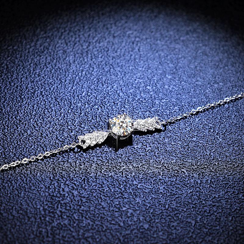 Bransoletka ze srebra próby S925, bransoletka z moissanitem ze skrzydłami anioła, prosty model damski z moissanitem