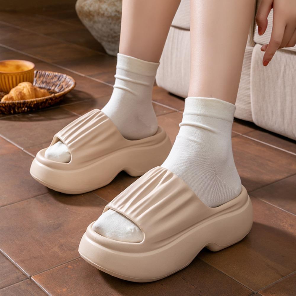 Dicksohlige Hausschuhe für Damen Sommer 2025, höhenverstärkende Hausschuhe für Damen, neue High Heels, rutschfeste EVA-Strandschuhe