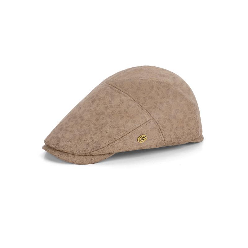 British Retro Forward Hat Shows a Small Face, Fashionable Versatile Beret, Anti-cap, High-end Literary and Artistic Painter Hat