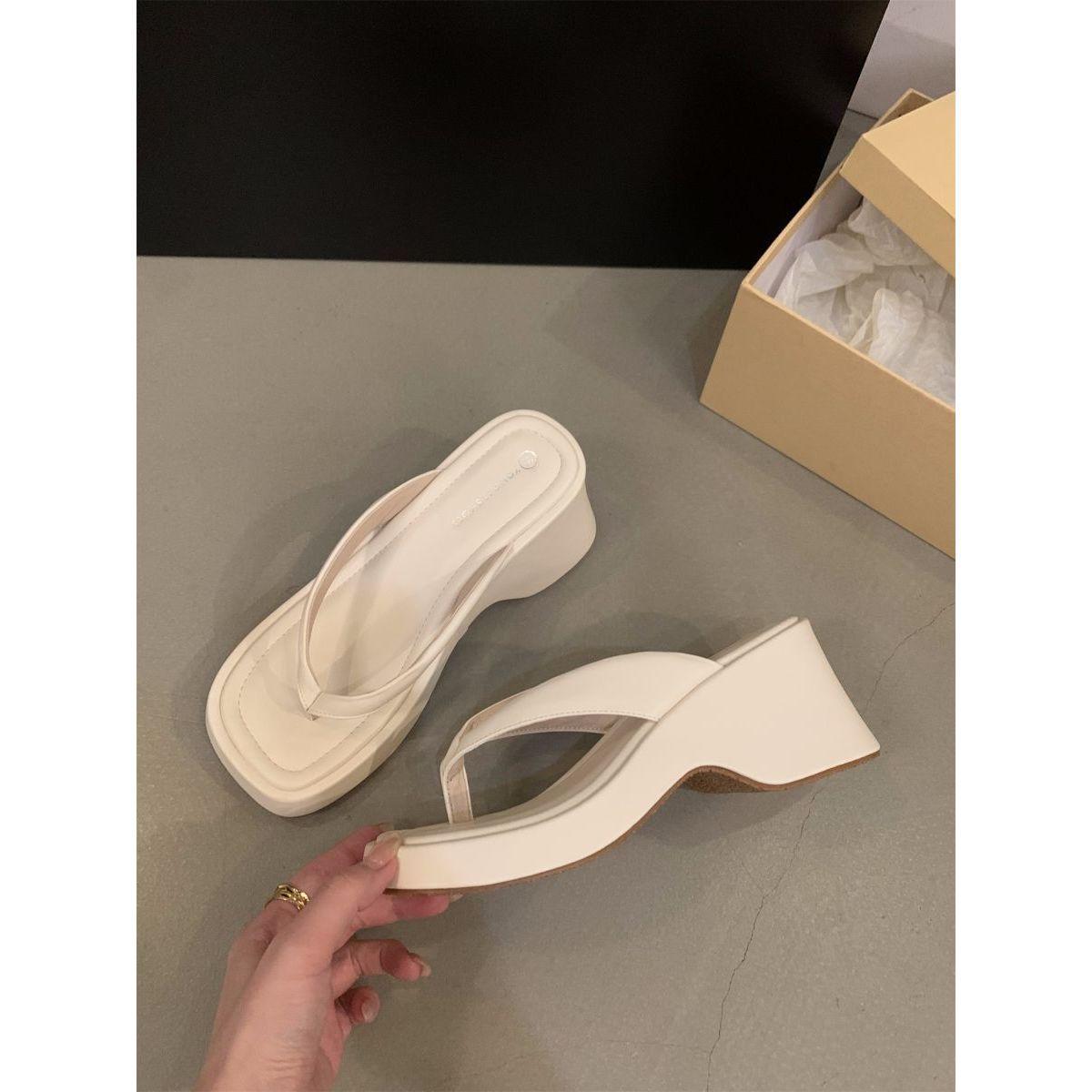 

Muffin thick-soled sandals pinch feet flip-flops shoes women s shoes fashion outer wear 2025 summer slope heel heightening sandals 40