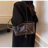 2024 Autumn/Winter Women's High-End Retro Large Capacity Shoulder Tote Handbag