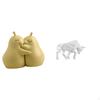 Hugging Bull Ceramic Bookend Modern Resin Sculpture Fine Workmanship Collectible Ornament for