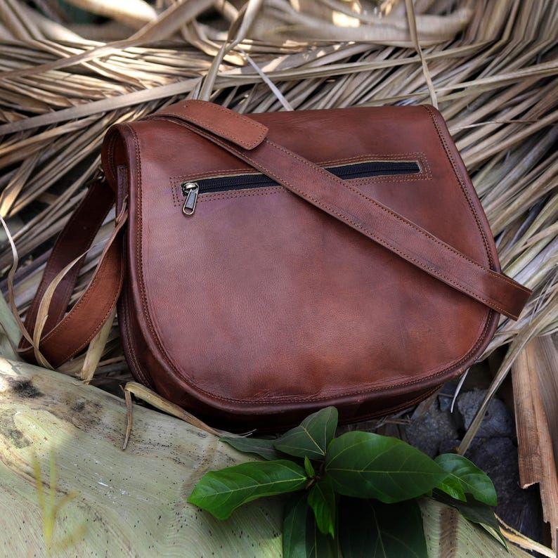 Leather Sling Bag Men Women Crossbody Bag Leather Shoulder Saddle Bag Gift for Women Handmade Travel Handbag Vintage Christmas Gift
